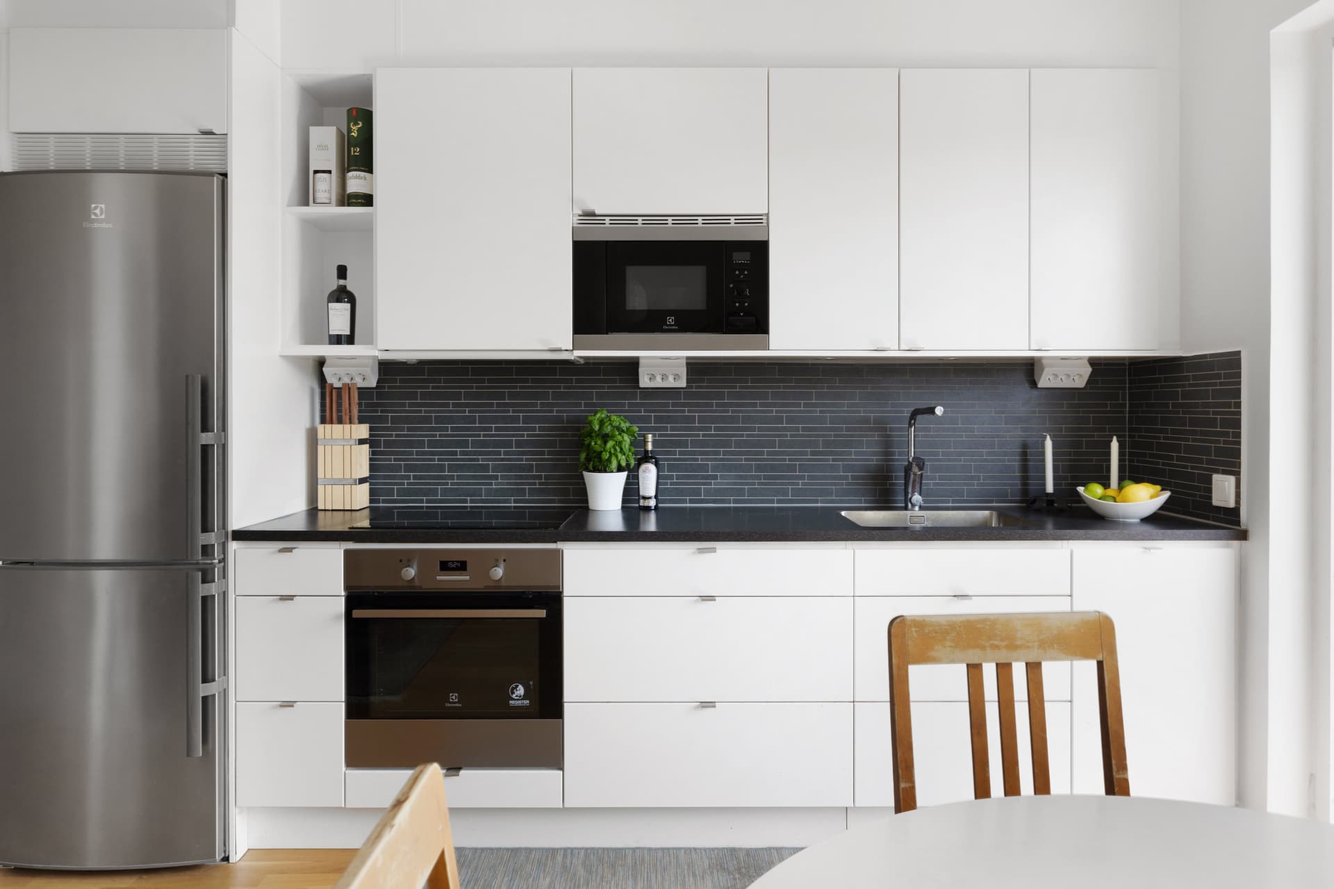 Gamla Enköpingsvägen i Sundbyberg