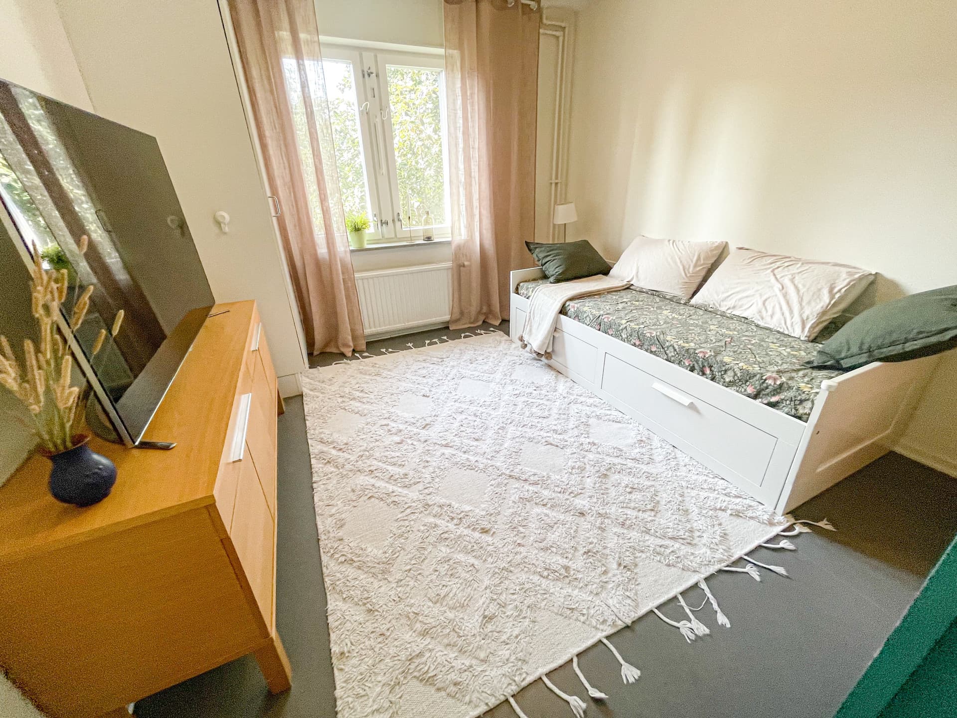 Flyghamnsgatan i Skarpnäck