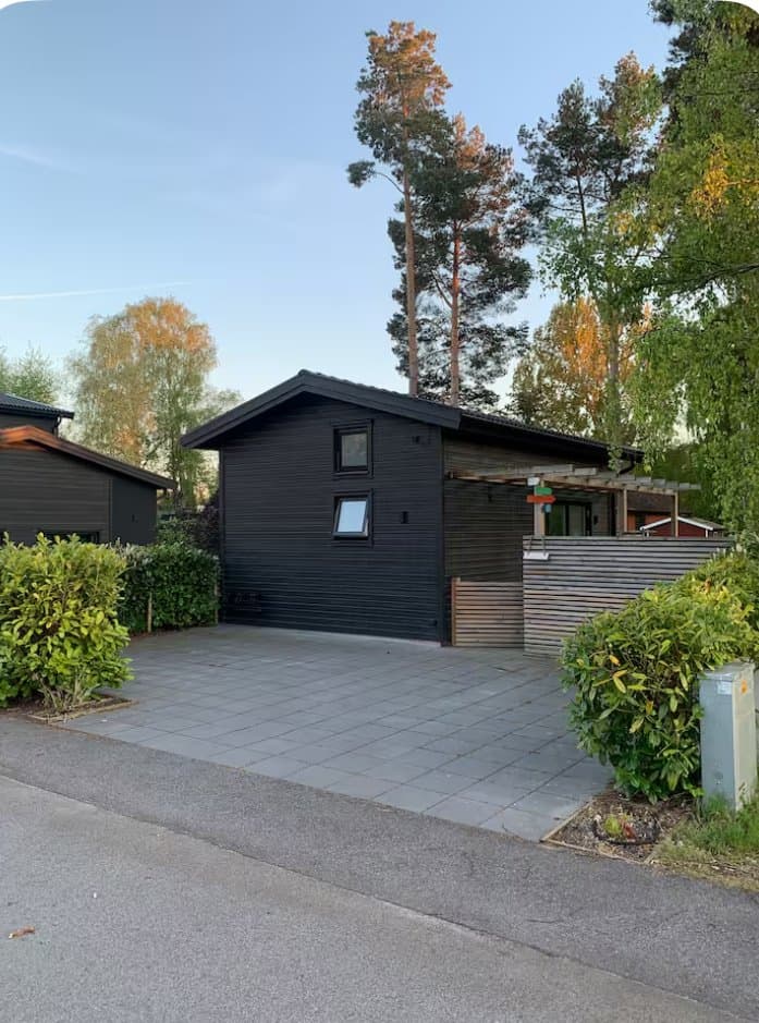 Ljunghedavägen i Höllviken