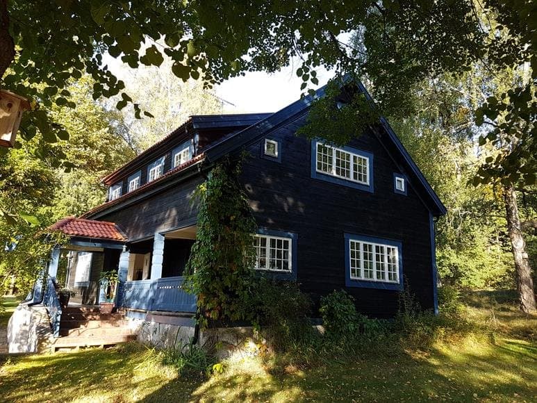 Ängsjövägen i Järfälla
