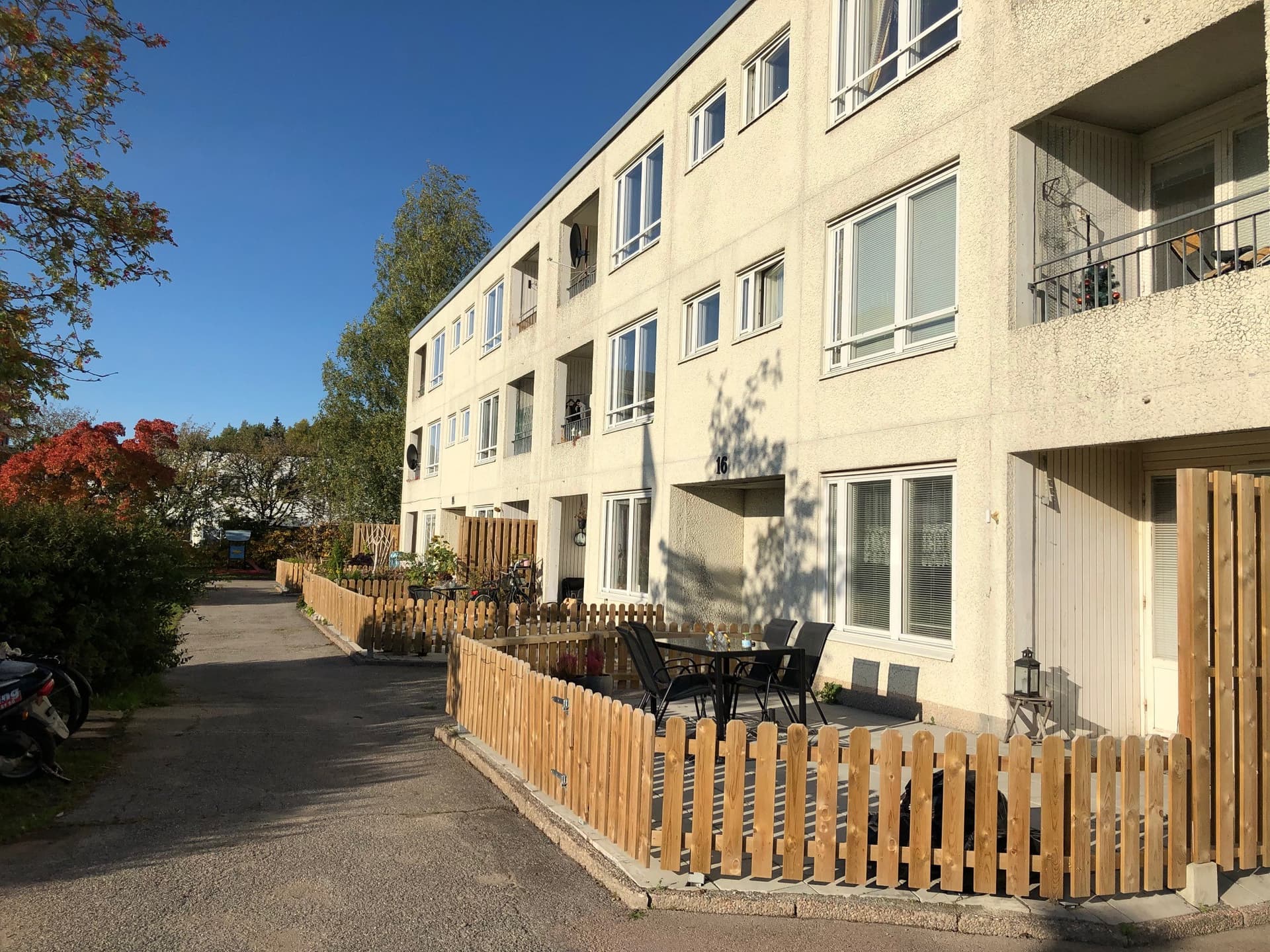 Enkelstuguvägen i Västerås