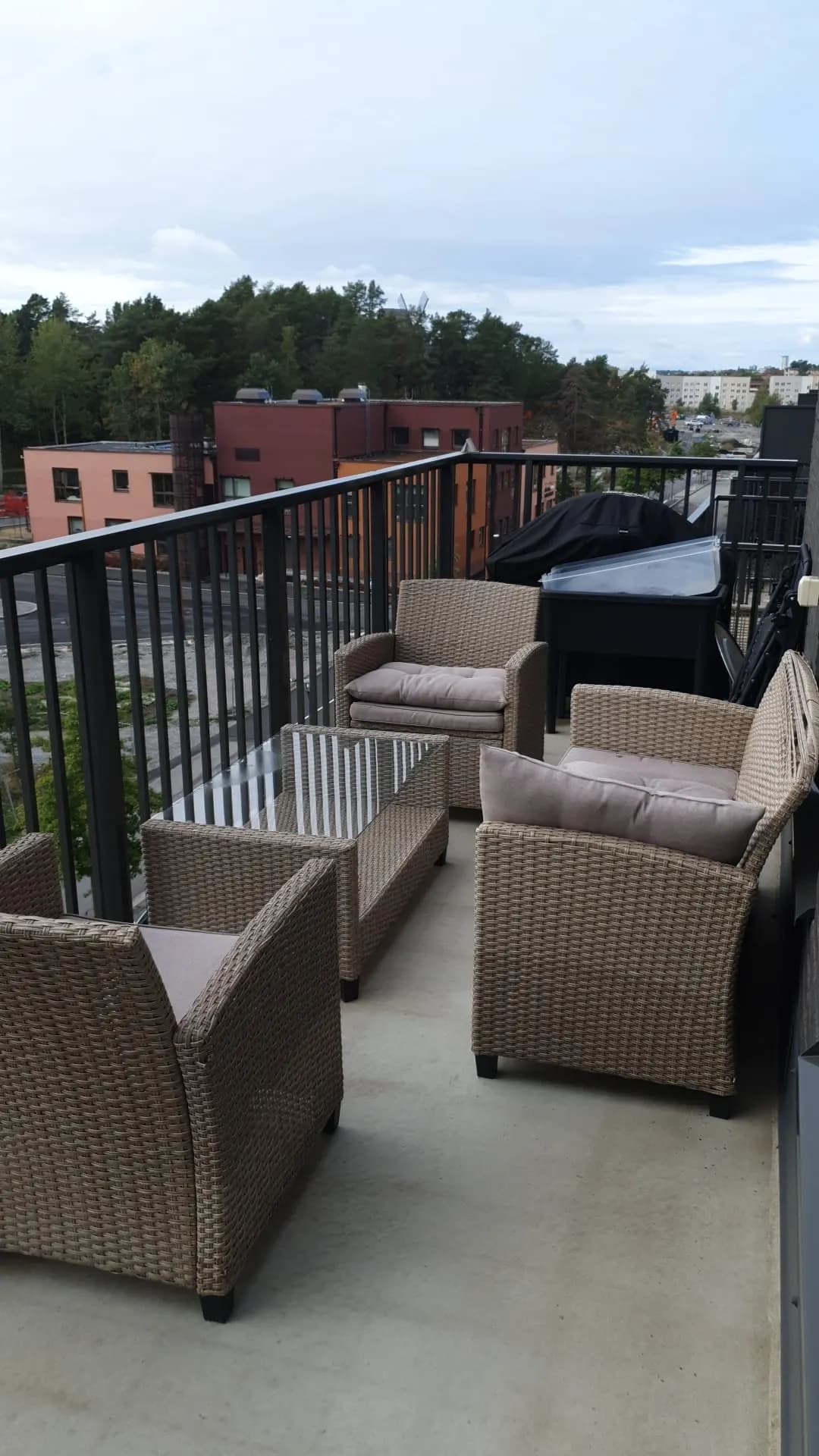 Gamla Enköpingsvägen i Sundbyberg