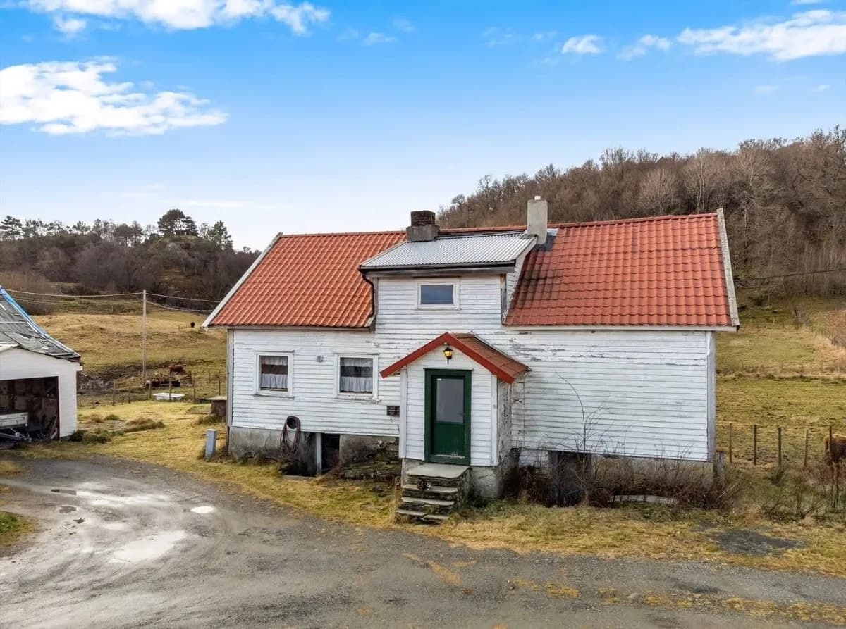 Kvalvågvegen i Sveio