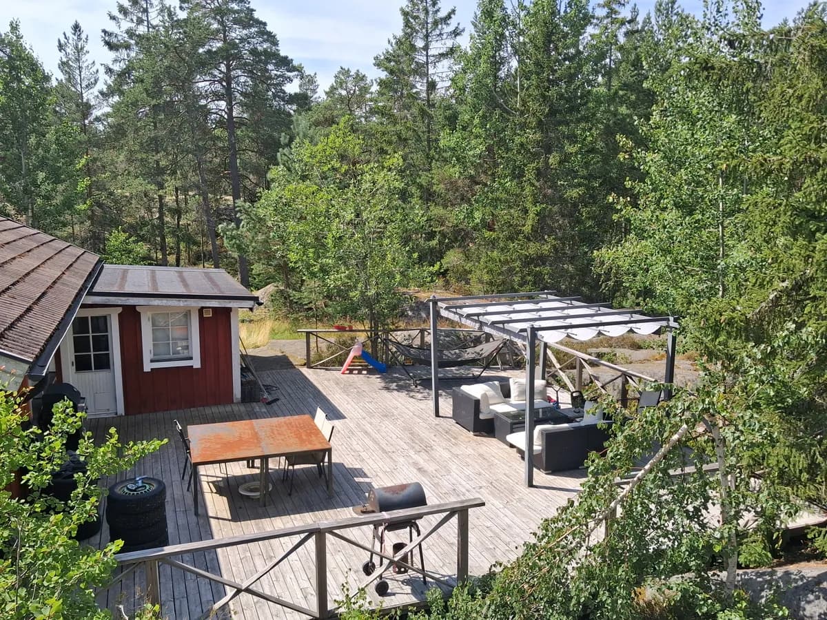 Mormorsmossevägen i Ingarö
