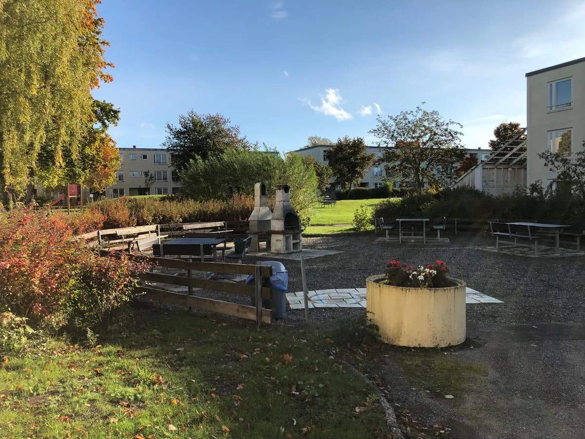 Enkelstuguvägen i Västerås