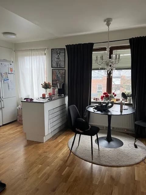 Västra Åpromenaden i Köping