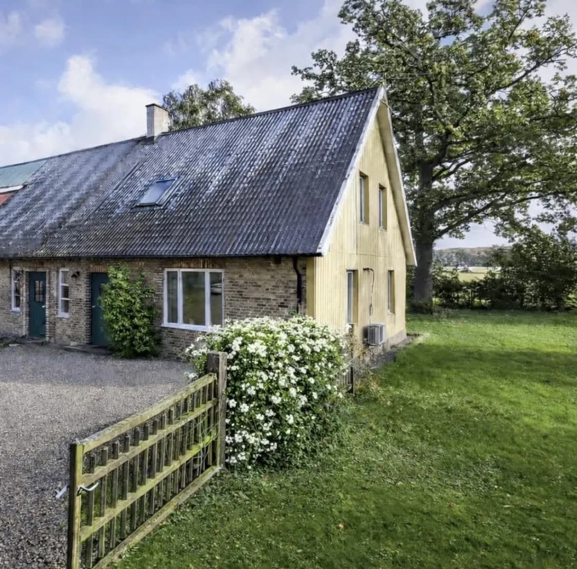Östraby Gård i Kattarp