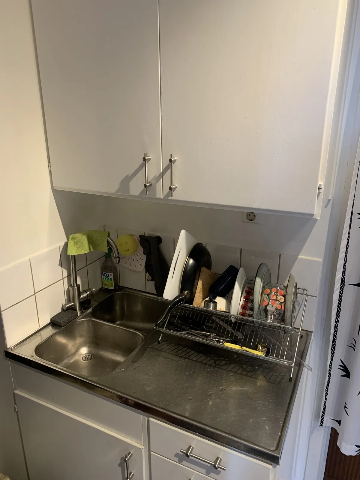 Vallhornsvägen i Skogås