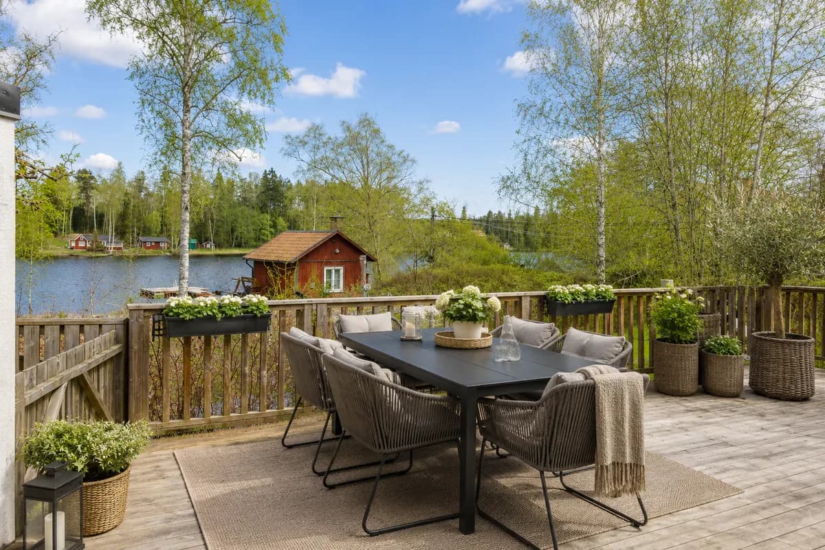 Banvaktsvägen i Husby-rekarne