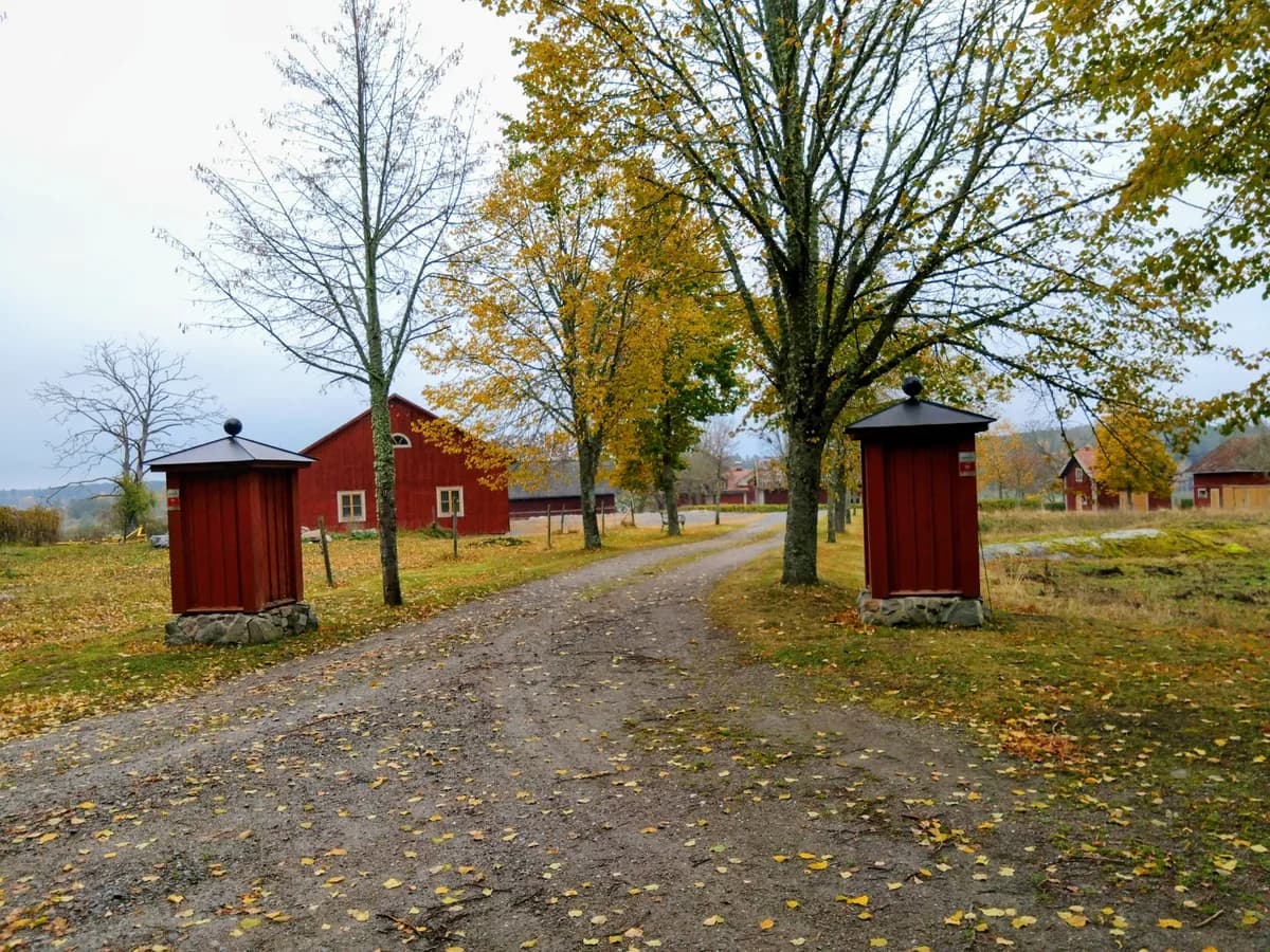 Lådra Gård i Björnlunda