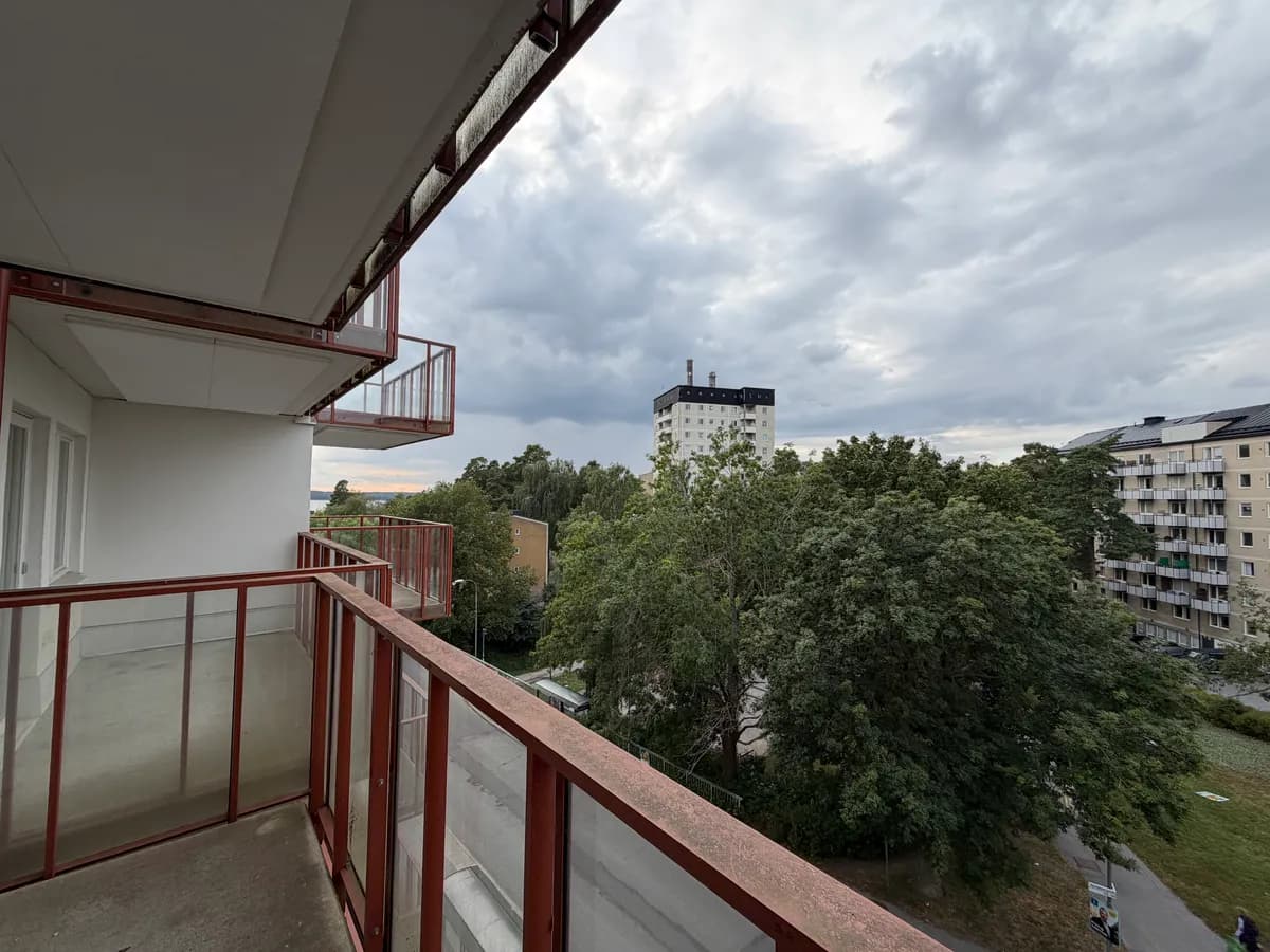 Fyrspannsgatan i Hässelby
