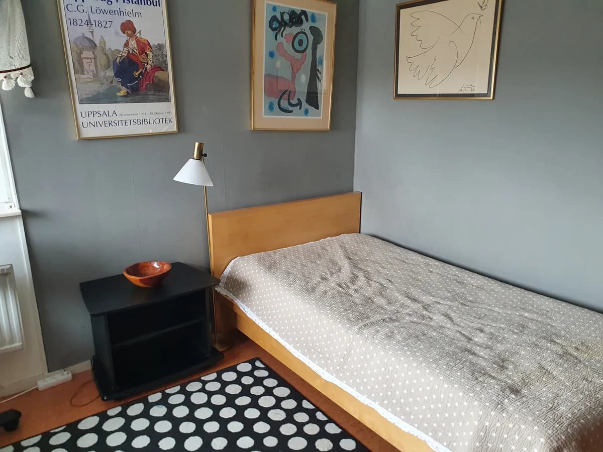 Myrstuguvägen i Vårby