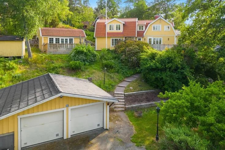 Norra Åsvägen i Österskär