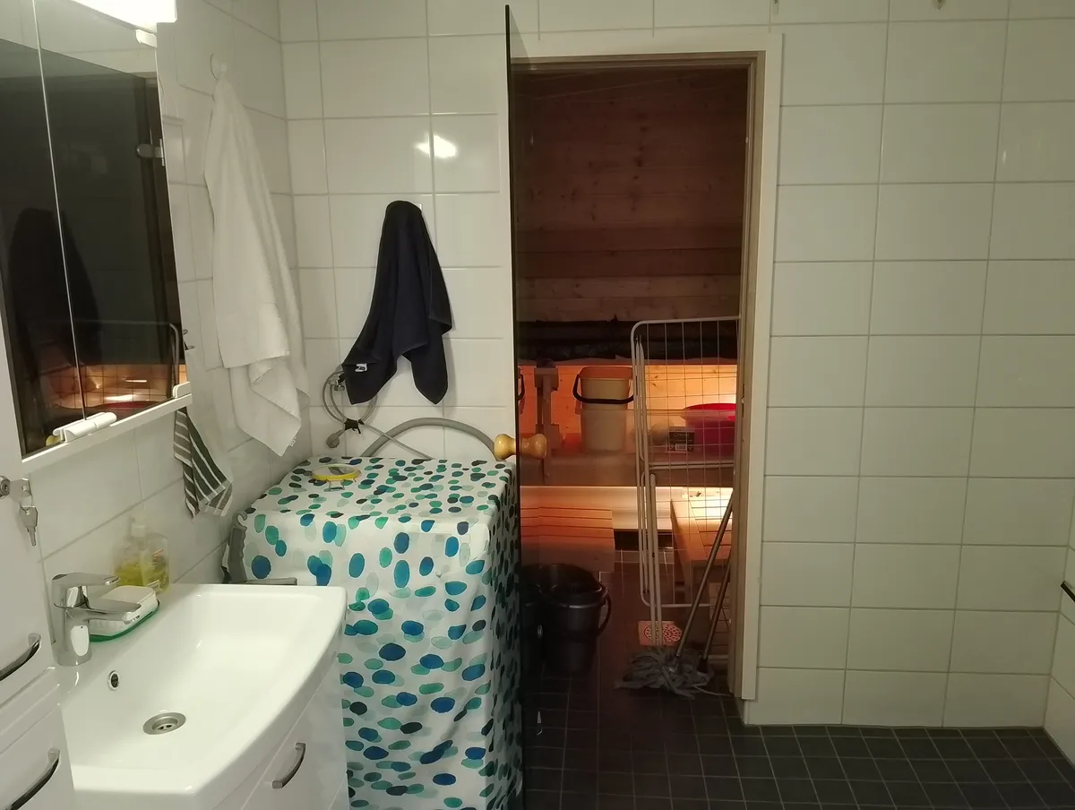 Leikosaarentie i Helsinki