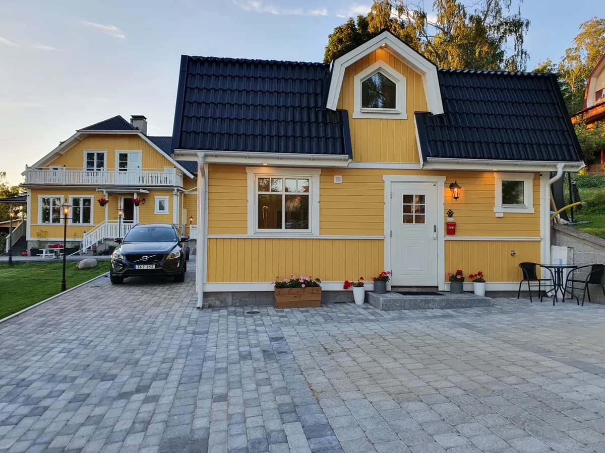 Furubergsvägen i Upplands Väsby