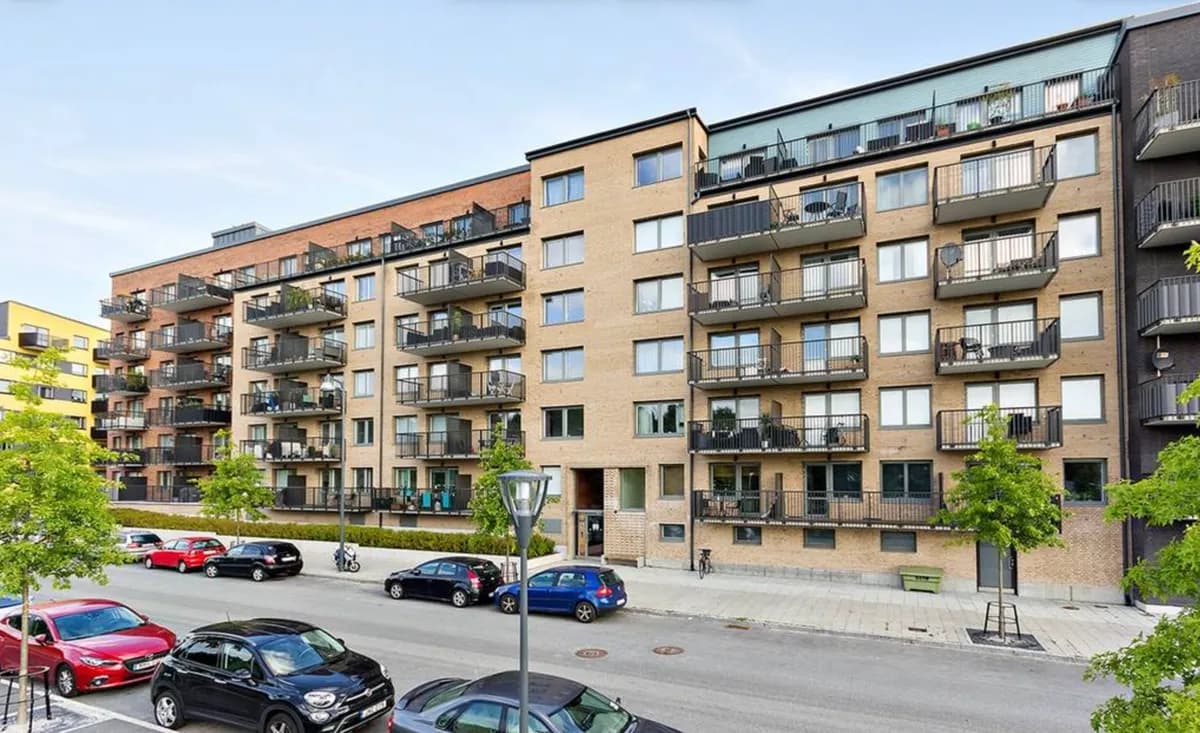 Gamla Enköpingsvägen i Sundbyberg