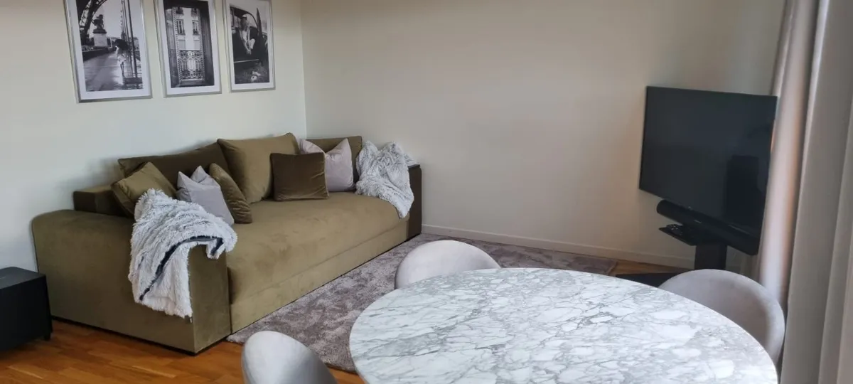 Gamla Enköpingsvägen i Sundbyberg