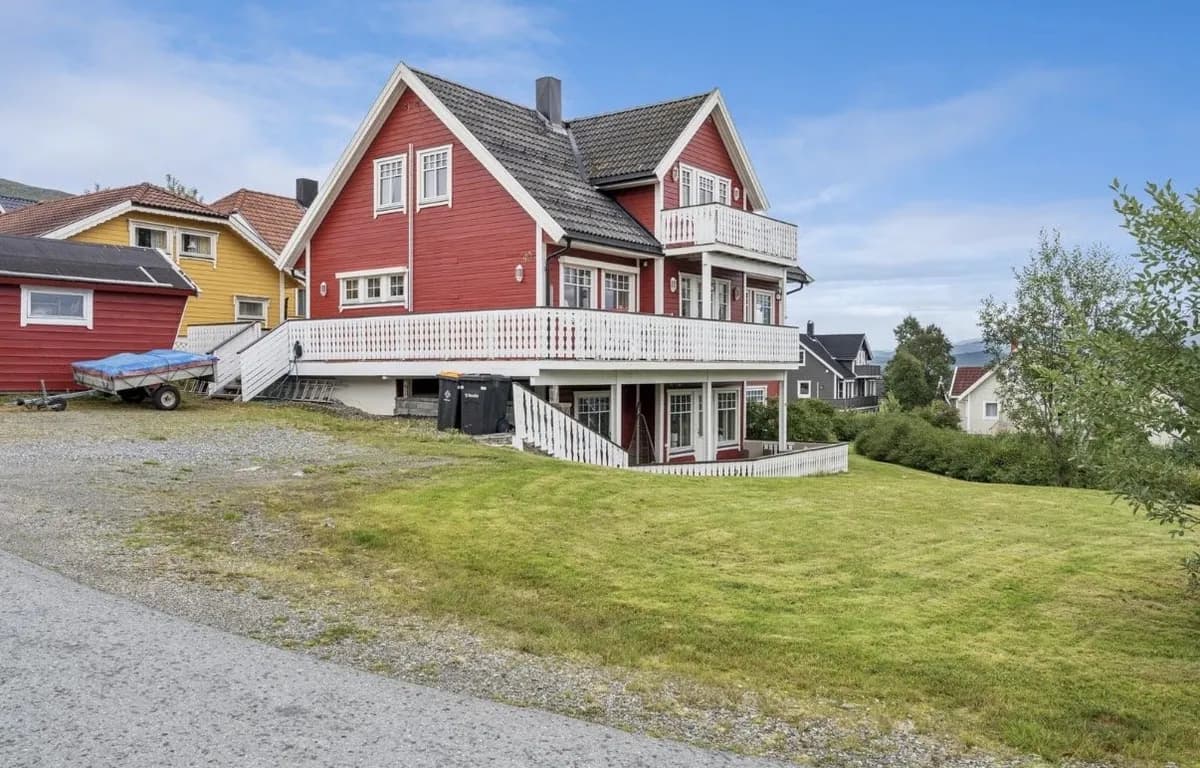 Midtgårdvegen i Kvaløysletta