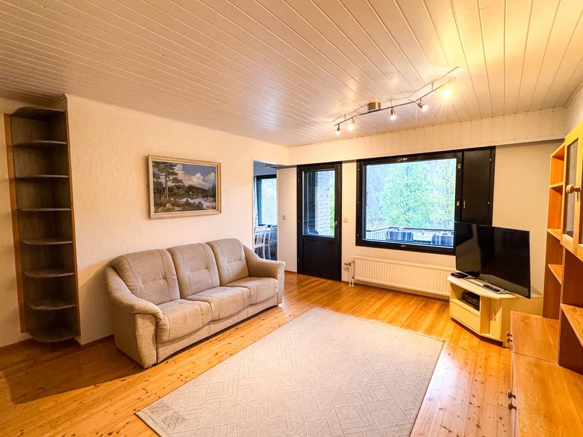 Pitkälammentie i Varpaisjärvi