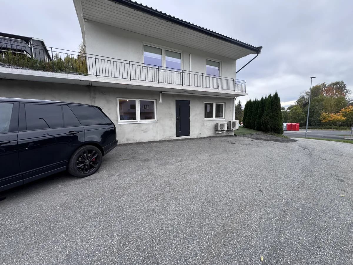 Ringeriksveien i Skotselv