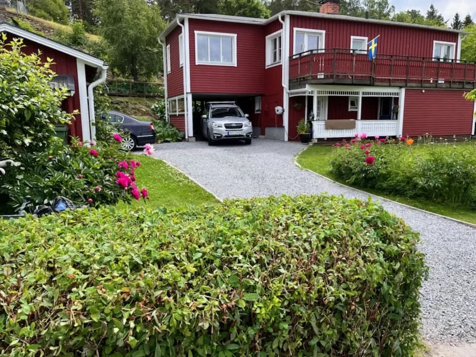 Skansbergsvägen i Huddinge