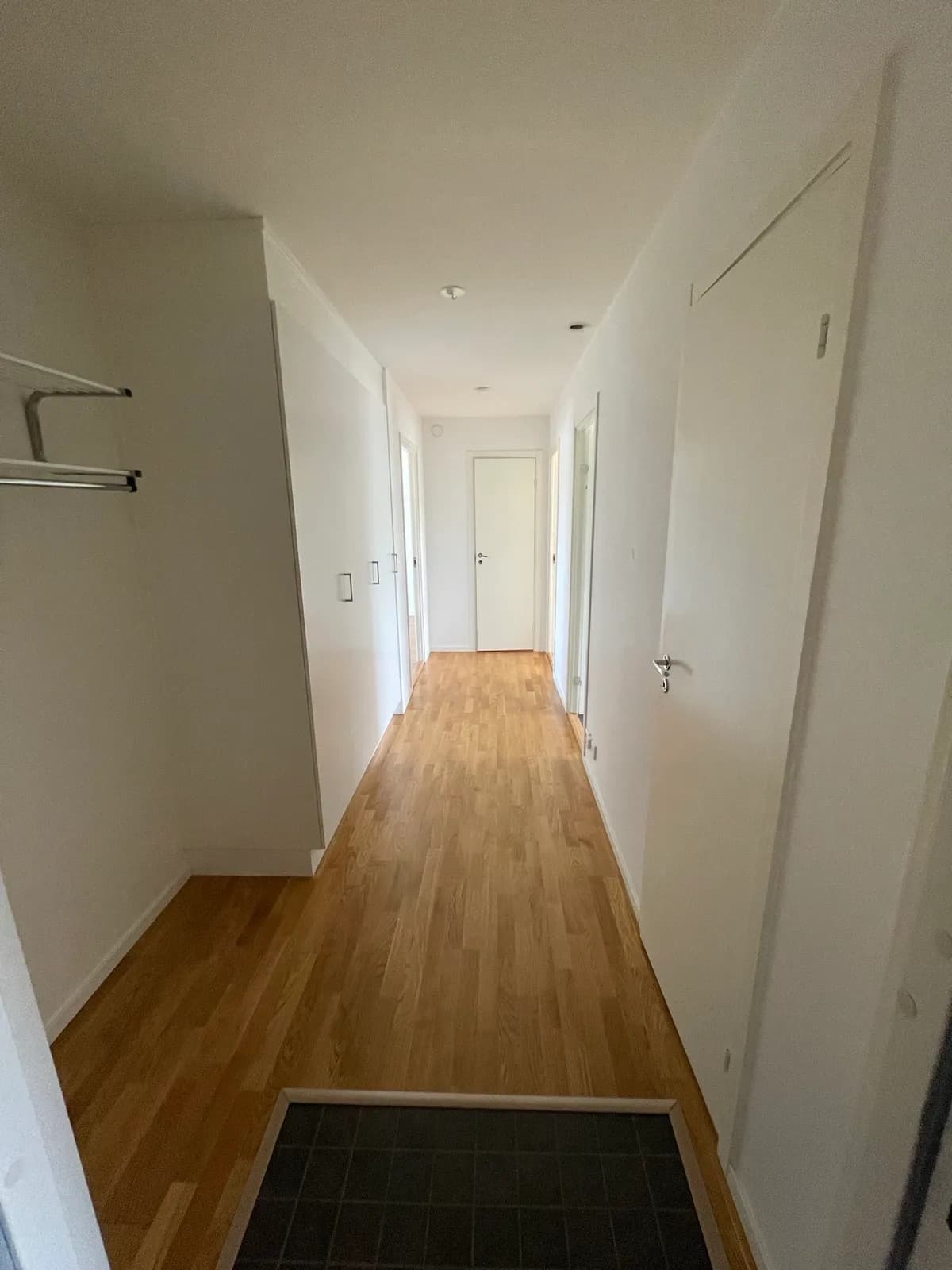 Enkelstuguvägen i Västerås
