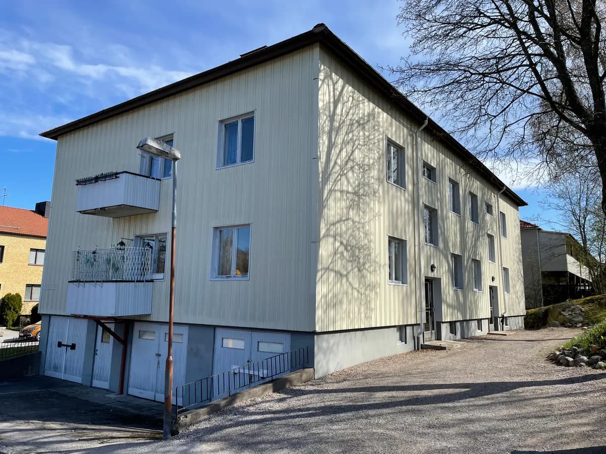 Klostergatan i Eskisltuna