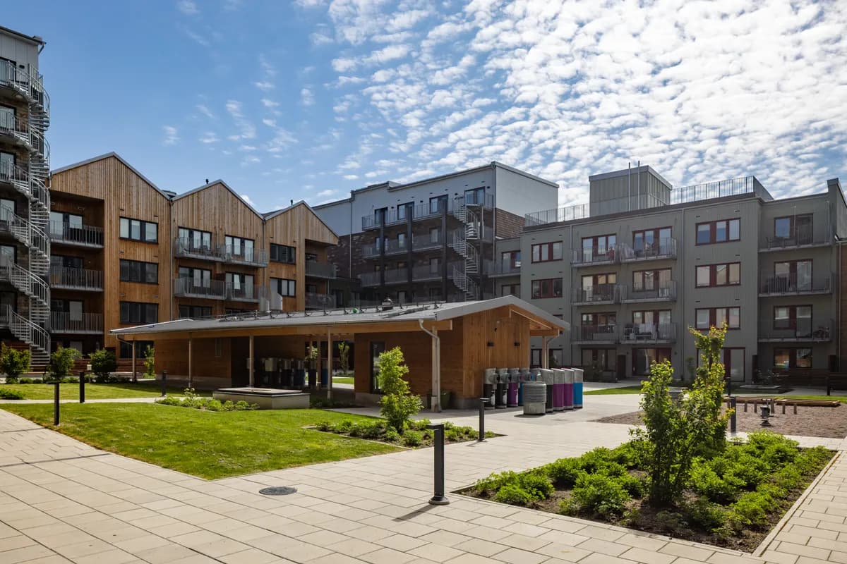 Safirgatan i Järfälla