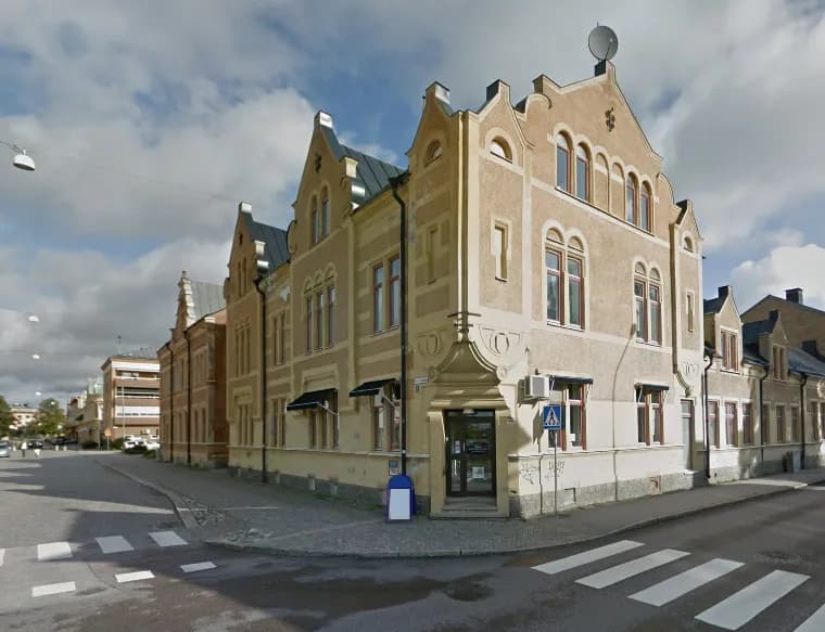 Västra Långgatan i Köping