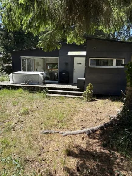 Solbacksvägen i Höllviken