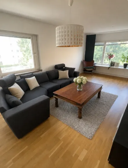 Sågstuvägen i Huddinge